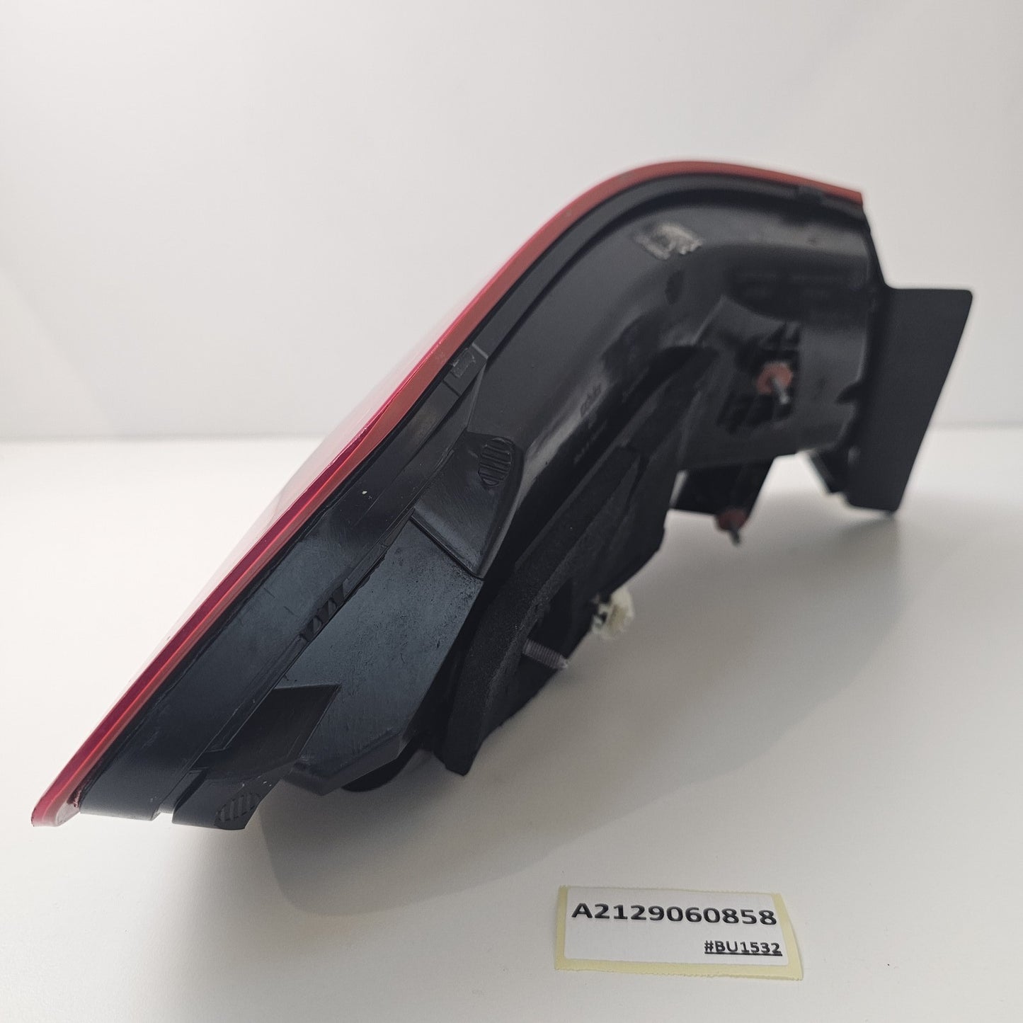 2010-2013 Mercedes-Benz E350 Passenger Side Rear Tail Light A2129060858
