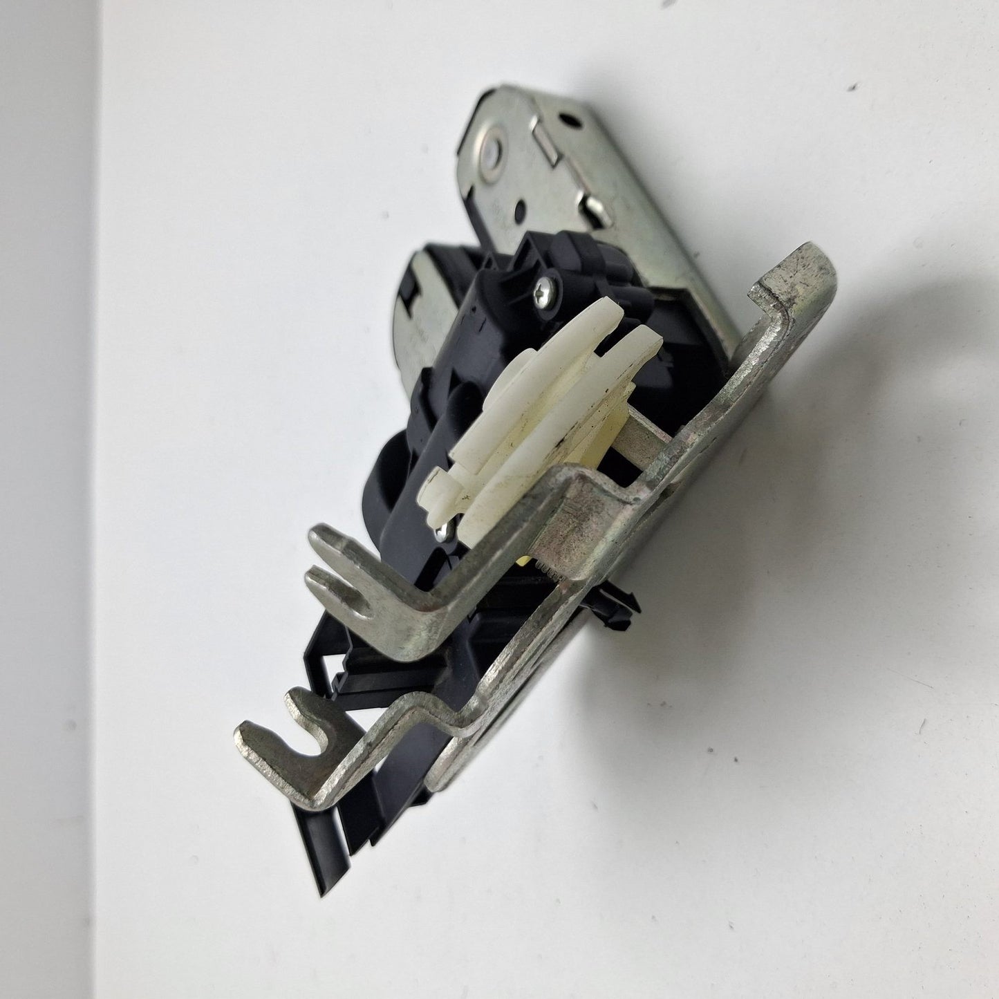 Audi Trunk Latch Lock Rear Used 8K9827505A