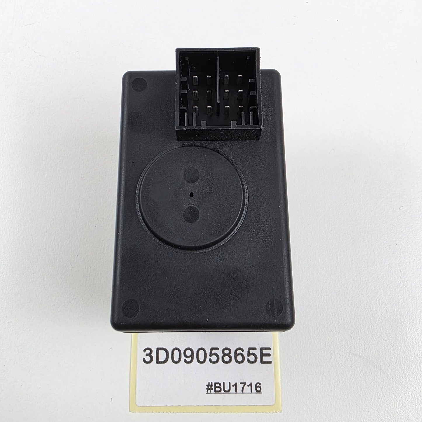 2002-2015 Porsche Cayenne IGNITION SWITCH 3D0905865E