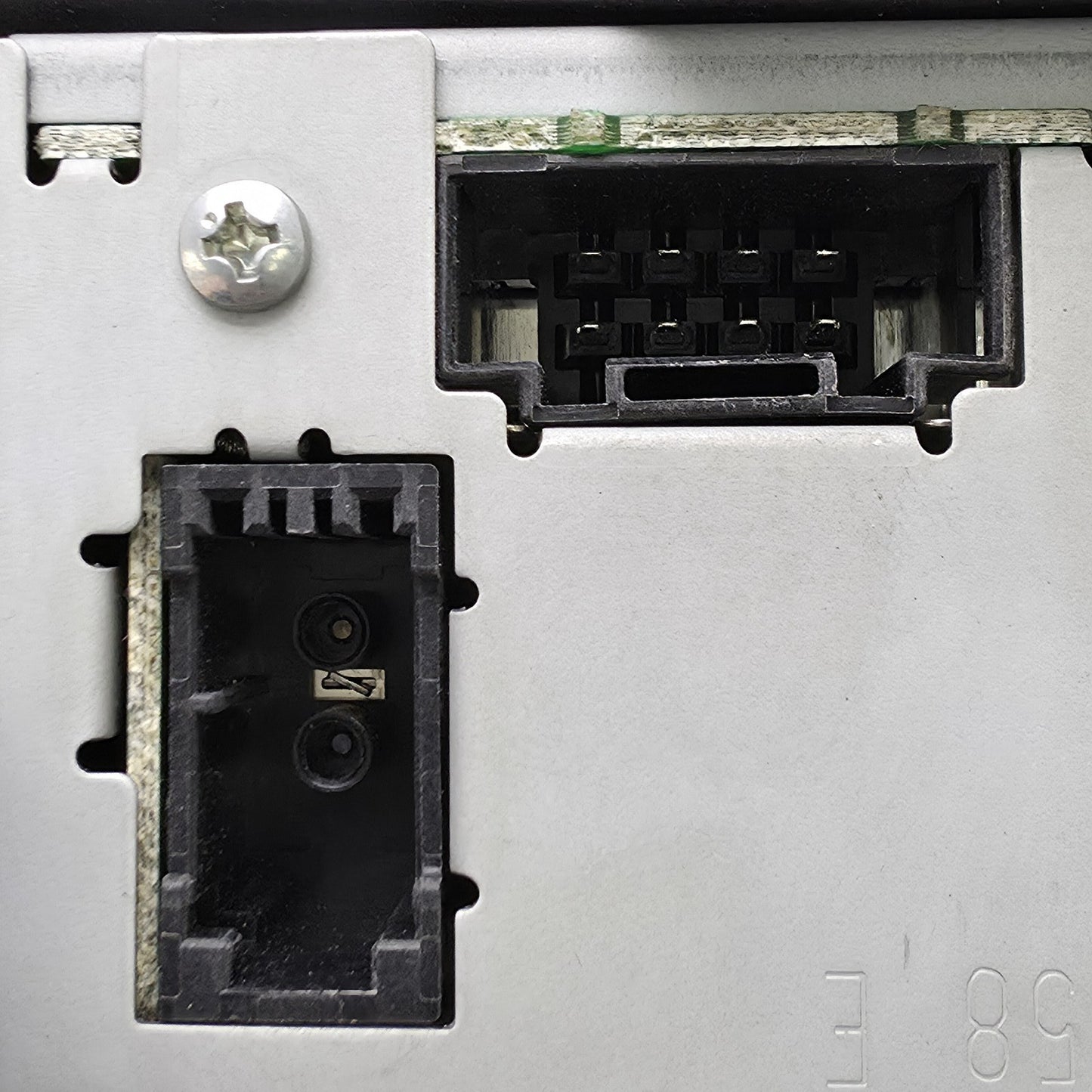 2005-2006 Audi A6 Quattro CD CHANGER 4E0910111D