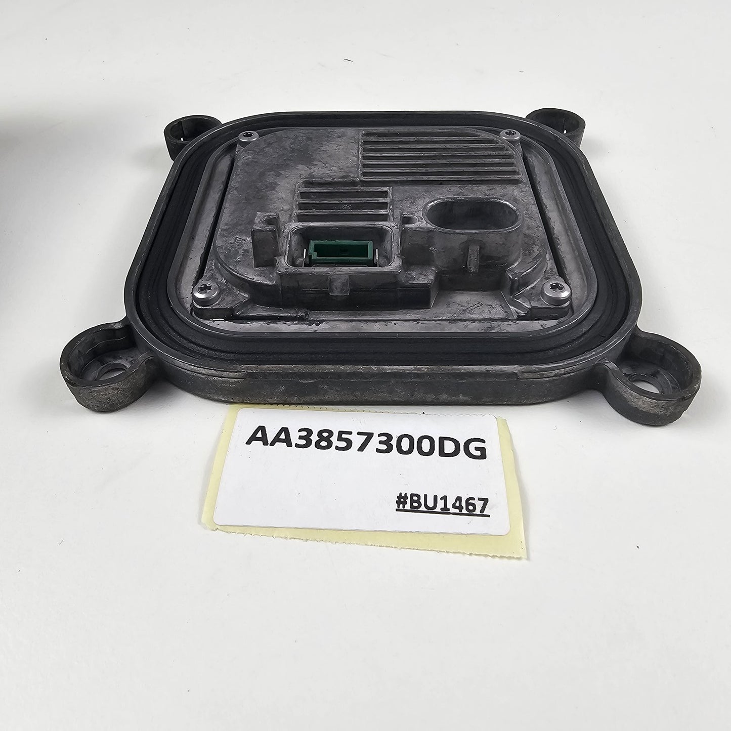 2009-2016 Lincoln Navigator HEADLIGHT BALLAST MODULE AA3857300DG