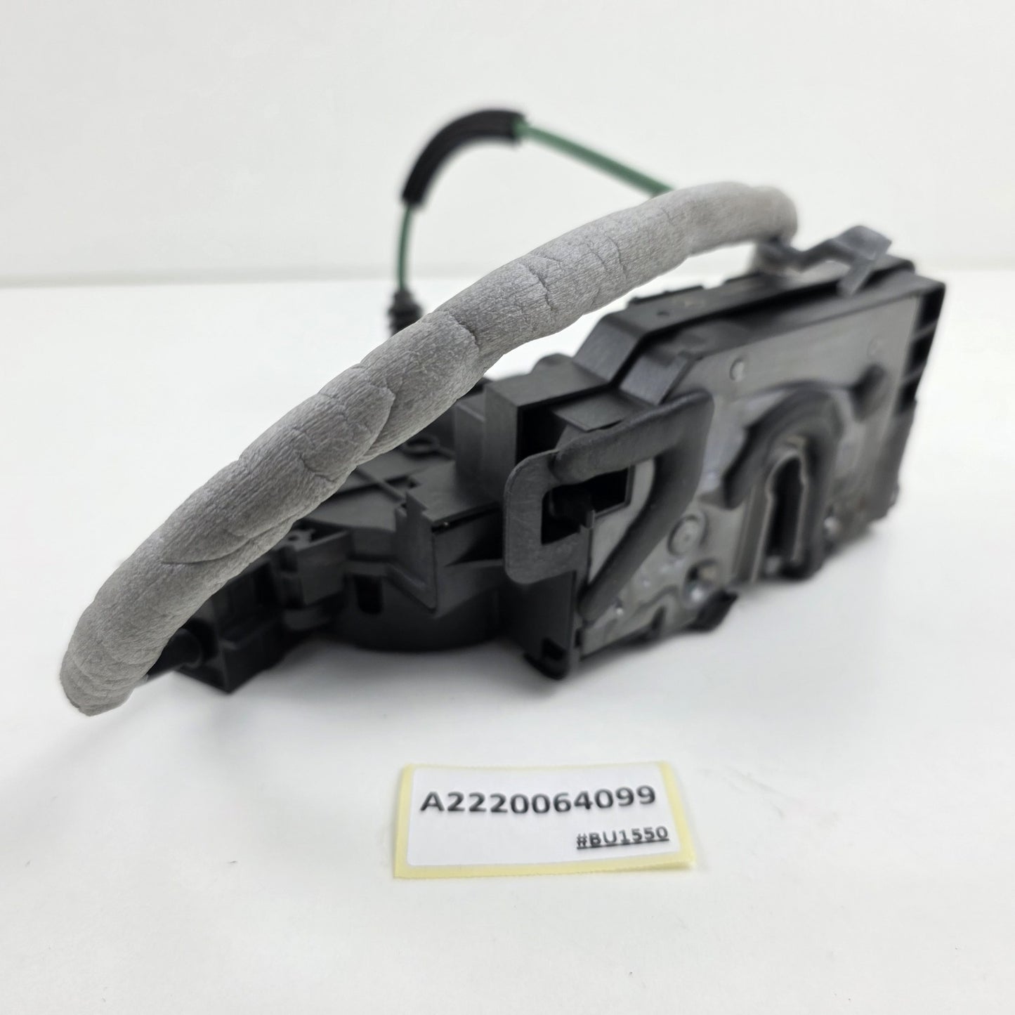 2020-2023 Mercedes-Benz C-Class W205 DOOR LOCK ACTUATOR A2220064099