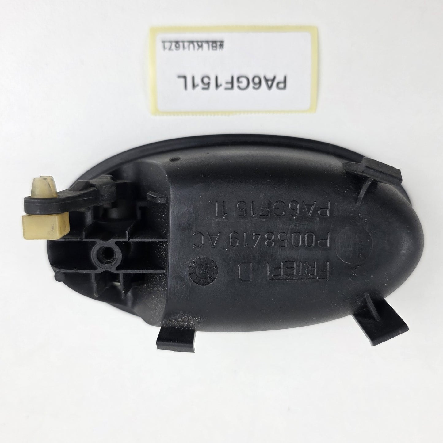 2002-2010 Mercedes-Benz CLK (C209) Front Left Interior Door Handle PA6GF151L