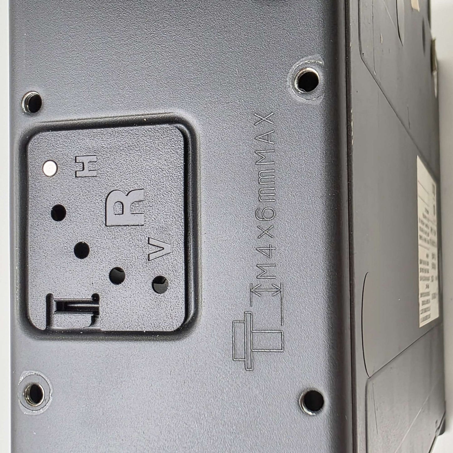 2001-2012 Mercedes-Benz S CD Changer A2208205789