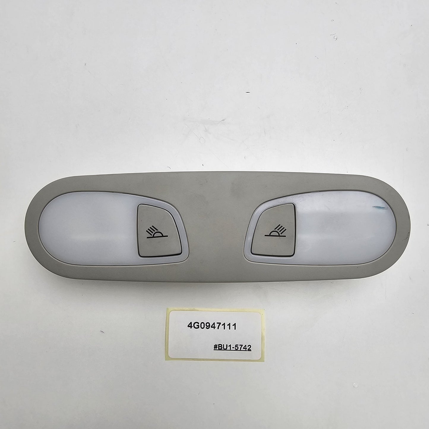 2012-2018 Audi S7 Rear Dome Reading Light 4G0947111