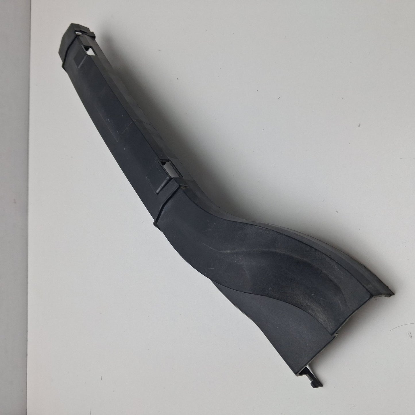 2012-2018 BMW F06 Cable Duct Upper Part 12527622739