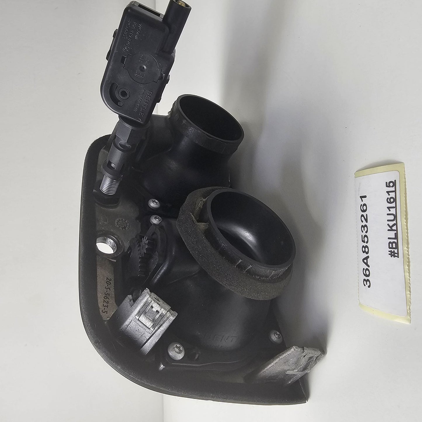 2015-2020 Bentley Bentayga REAR HEATER VENTS WITH SURROUND TRIM 36A853261