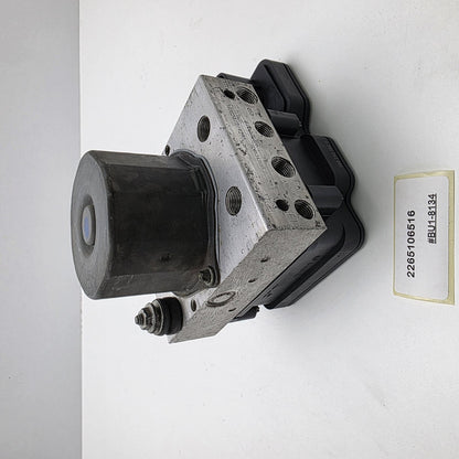 2014-2017 Maserati Ghibli ABS Anti Lock Brake Pump Module 2265106516