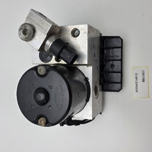 2000-2006 Mercedes-Benz S600 ABS Brake Pump Control Module A0044314612