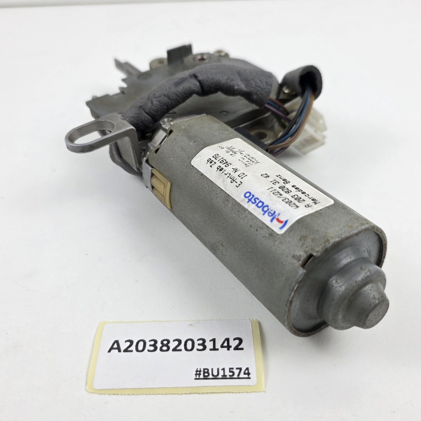 2001-2011 Mercedes W219 CLS63 Sunroof Motor A2038203142