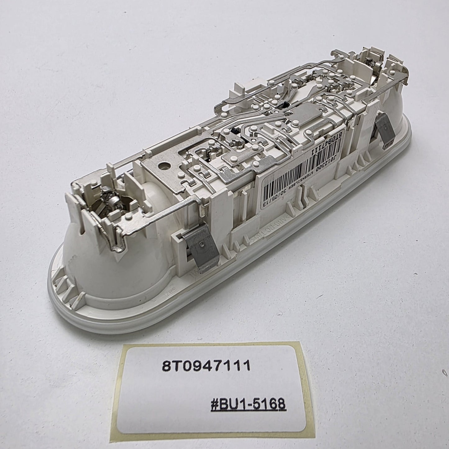 2008-2015 Audi A4 Interior Light 8T0947111