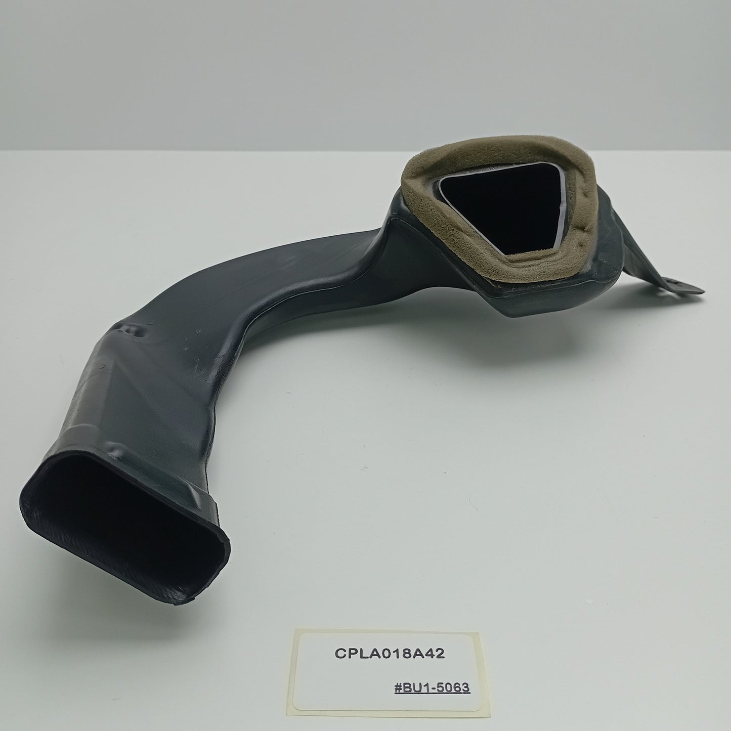 2012-2022 Land Rover Range Rover Air Duct CPLA018A42