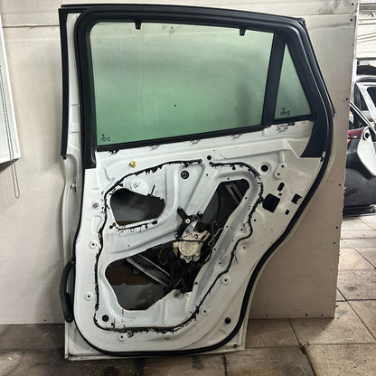 2012 BMW X6 Rear Right Quarter Glass w/ Gasket Used OEM 51377182320