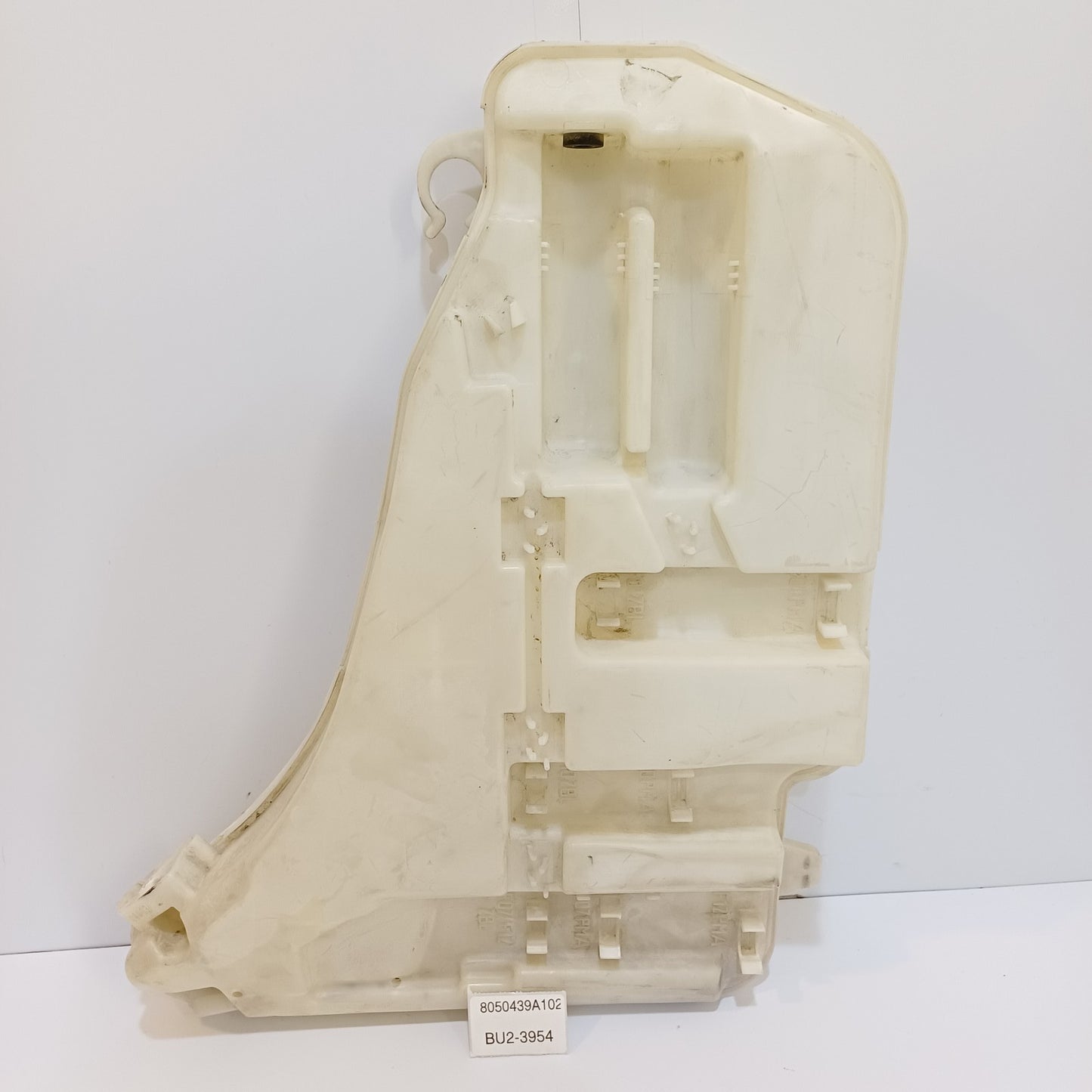 2013 BMW 5 F11 Windshield washer fluid reservoir tank 8050439A102