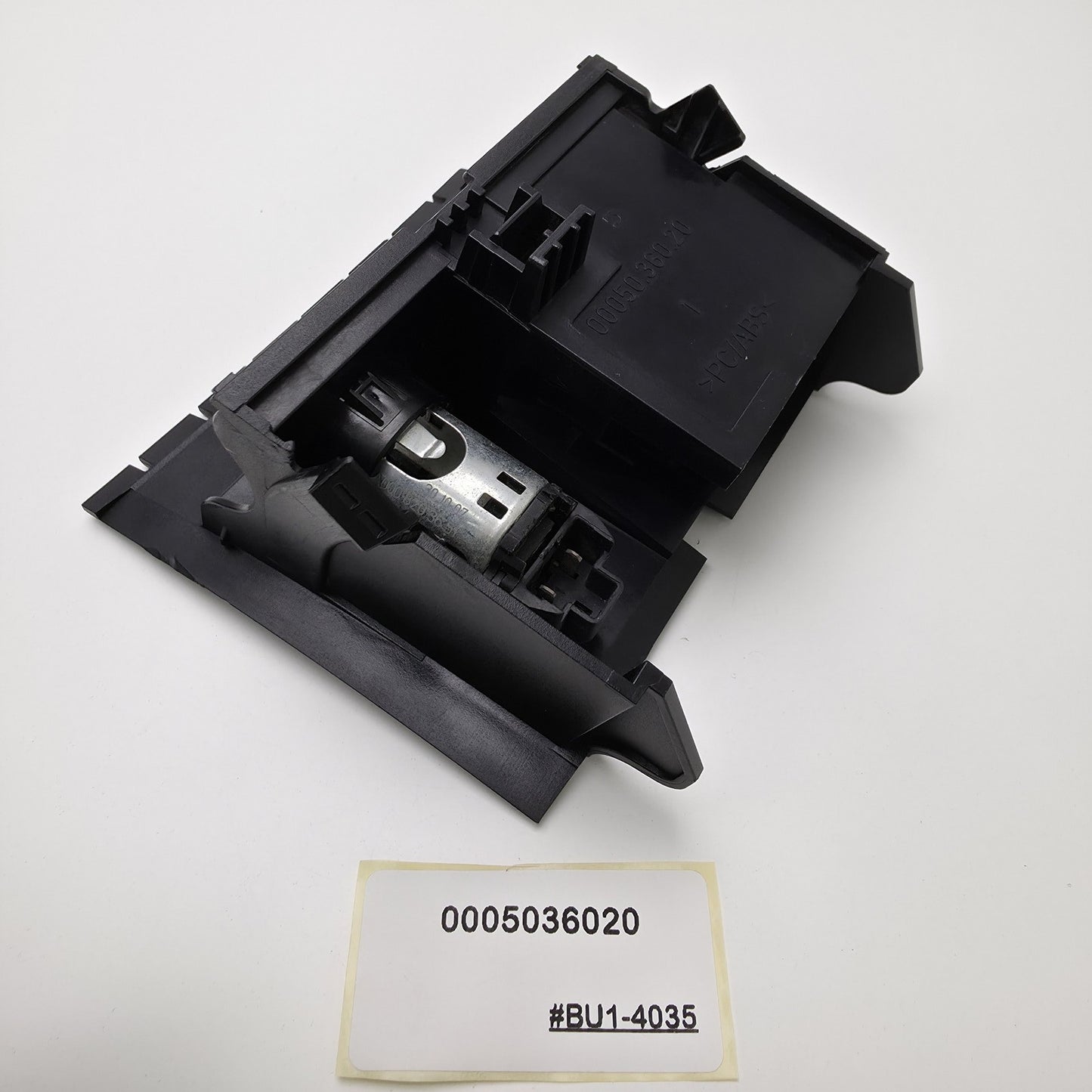 2008-2014 Mercedes-Benz C300 Rear Center Console Ashtray 0005036020