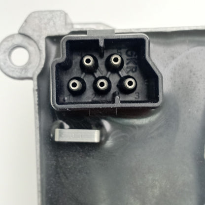 2003-2005 Range Rover Rear Blower Motor Speed Resistor 8369561