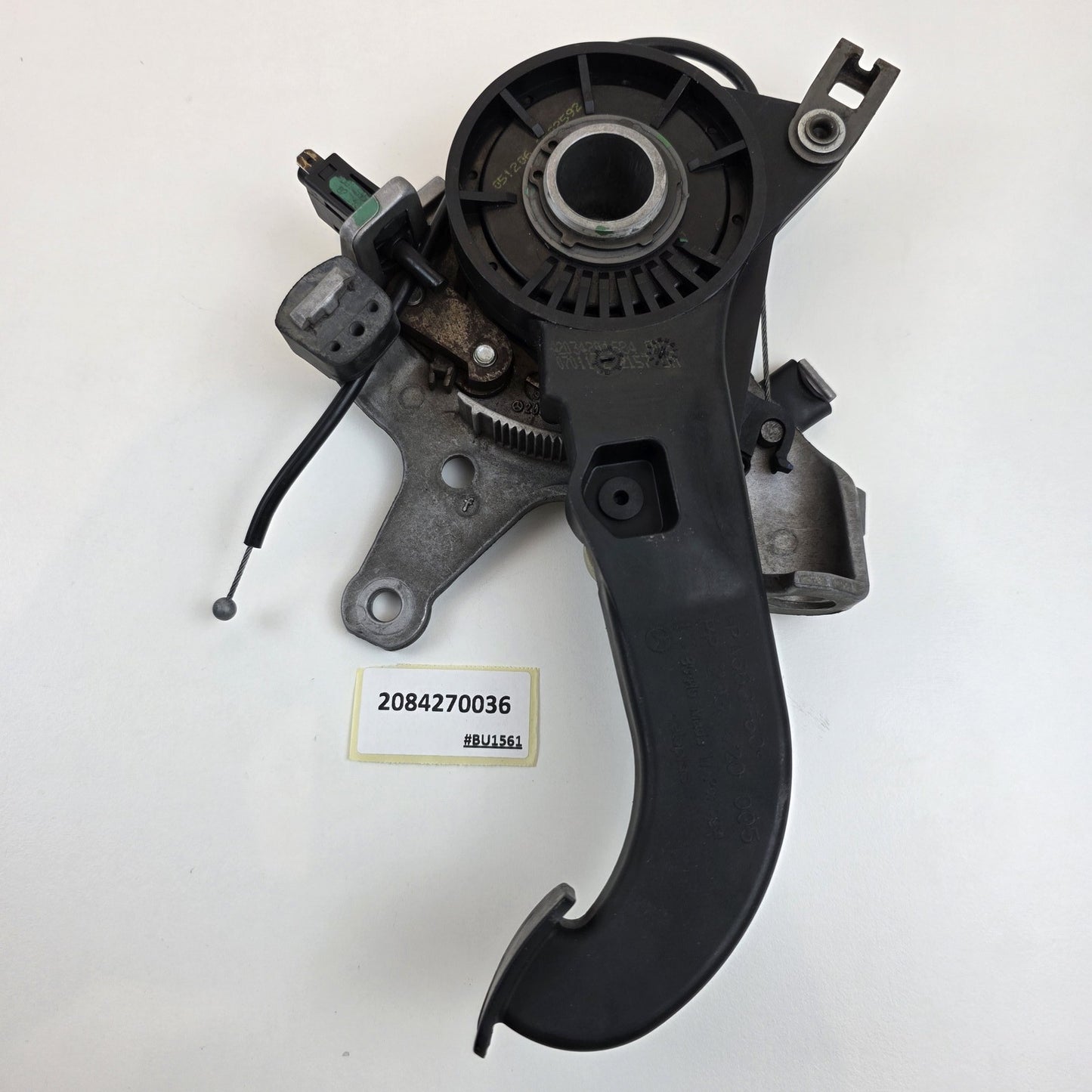 2002-2008 Mercedes-Benz SL R129 Parking Brake Lever Pedal Assembly 2084270036