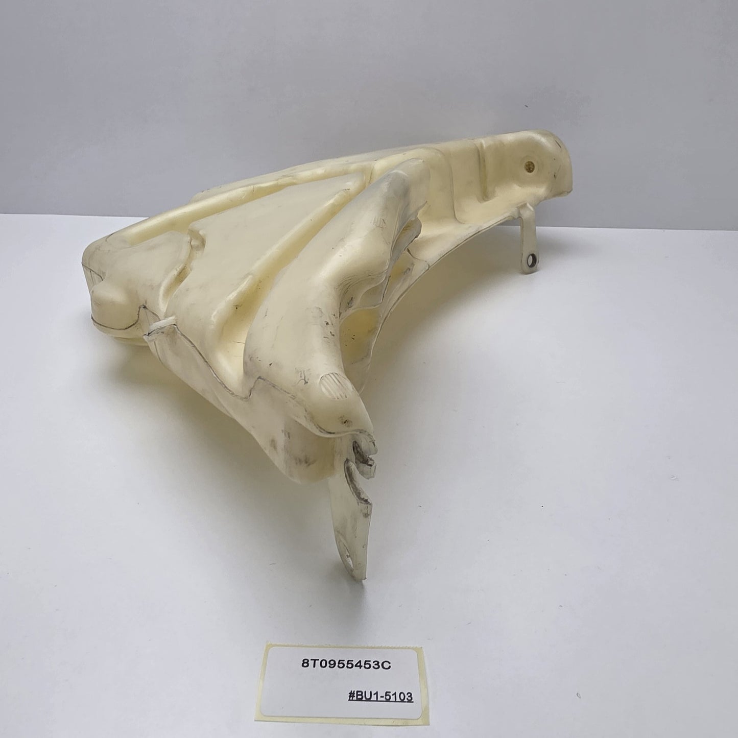 2013-2016 Audi S4 Washer Fluid Reservoir 8T0955453C