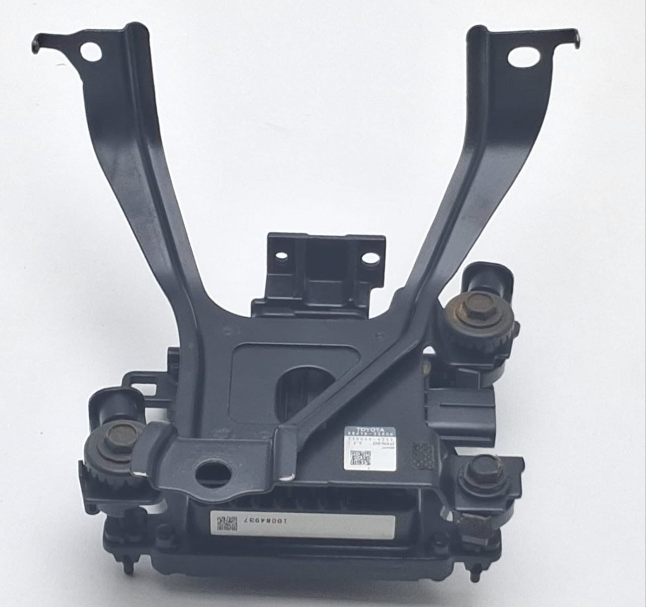 2009-2012 Lexus ES350 Millimeter Wave Radar Sensor 8821033040