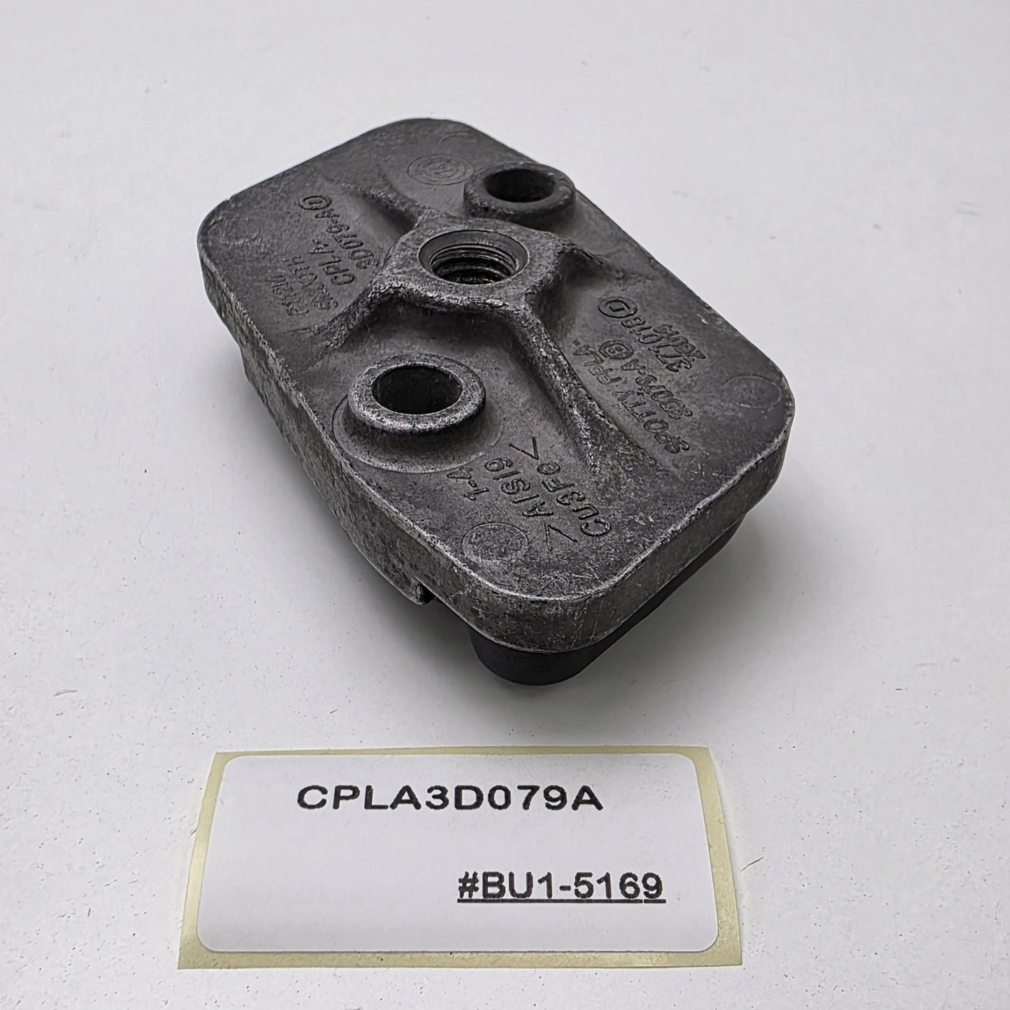 2013-2022 Land Rover Range Rover Sport ENGINE MOUNT CPLA3D079A