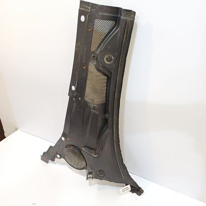 2019 Jaguar XJ Cowl Vent Panel F021B45