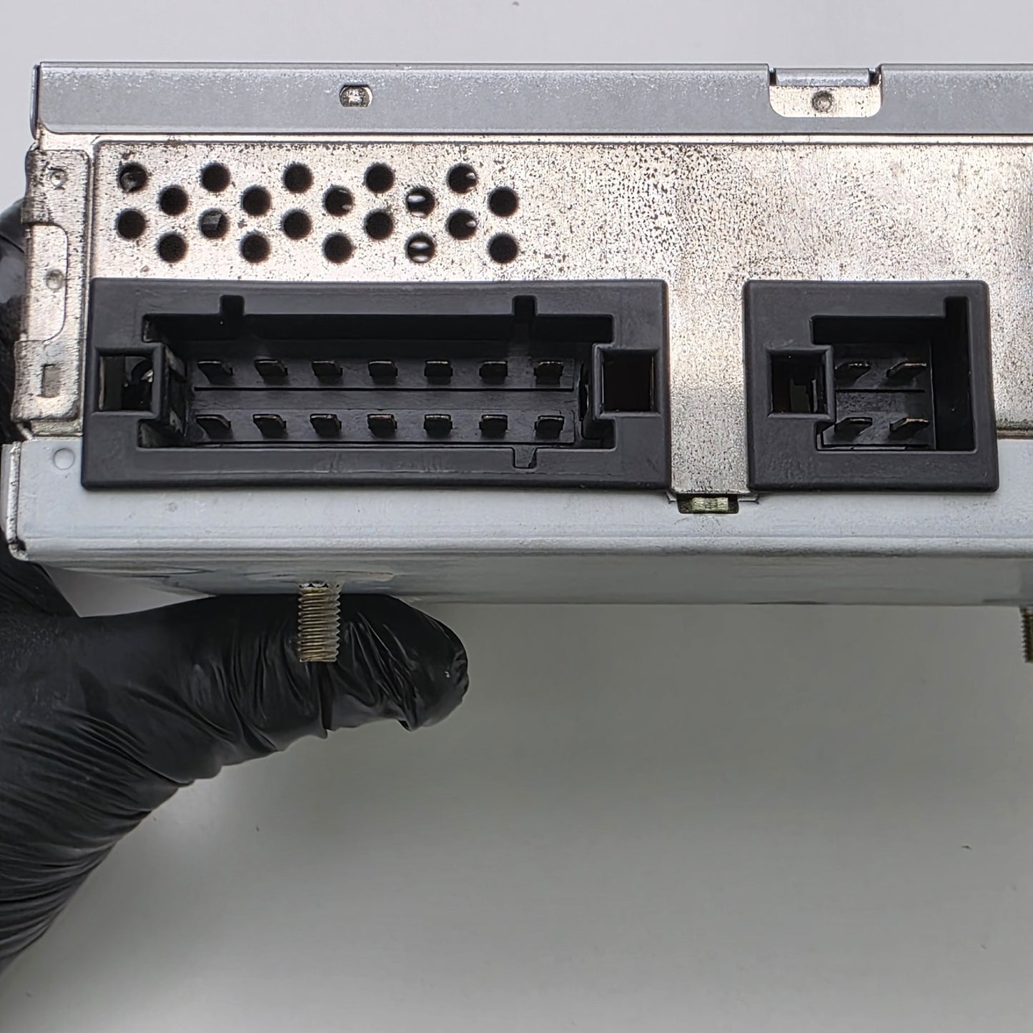 2003 Mercedes-Benz S-Class AMPLIFIER AUDIO GATEWAY A2208272842