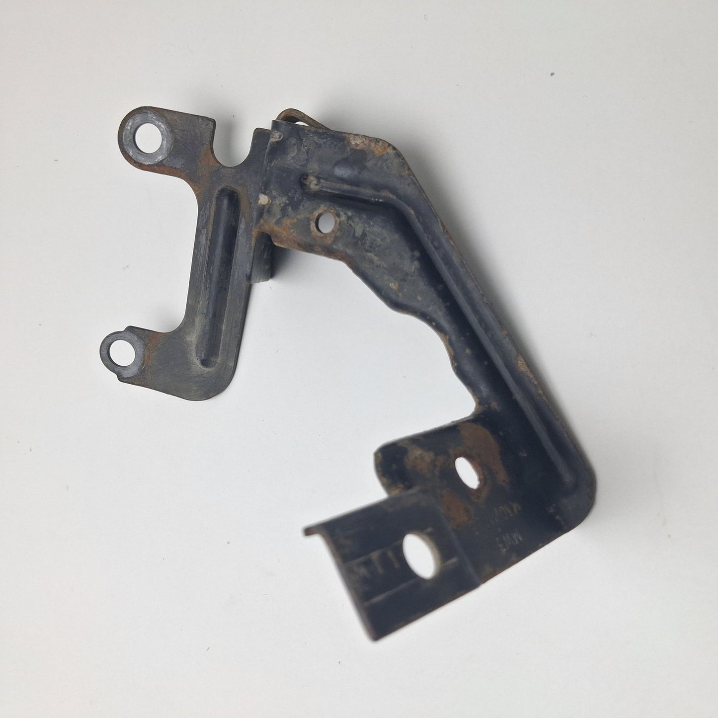 2002-2008 Mercedes-Benz E-Class B-Pillar Escutcheon A2116920159