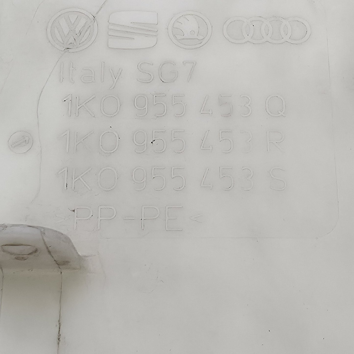 2007-2016 Volkswagen EOS Windshield Washer Reservoir 1K0955453Q