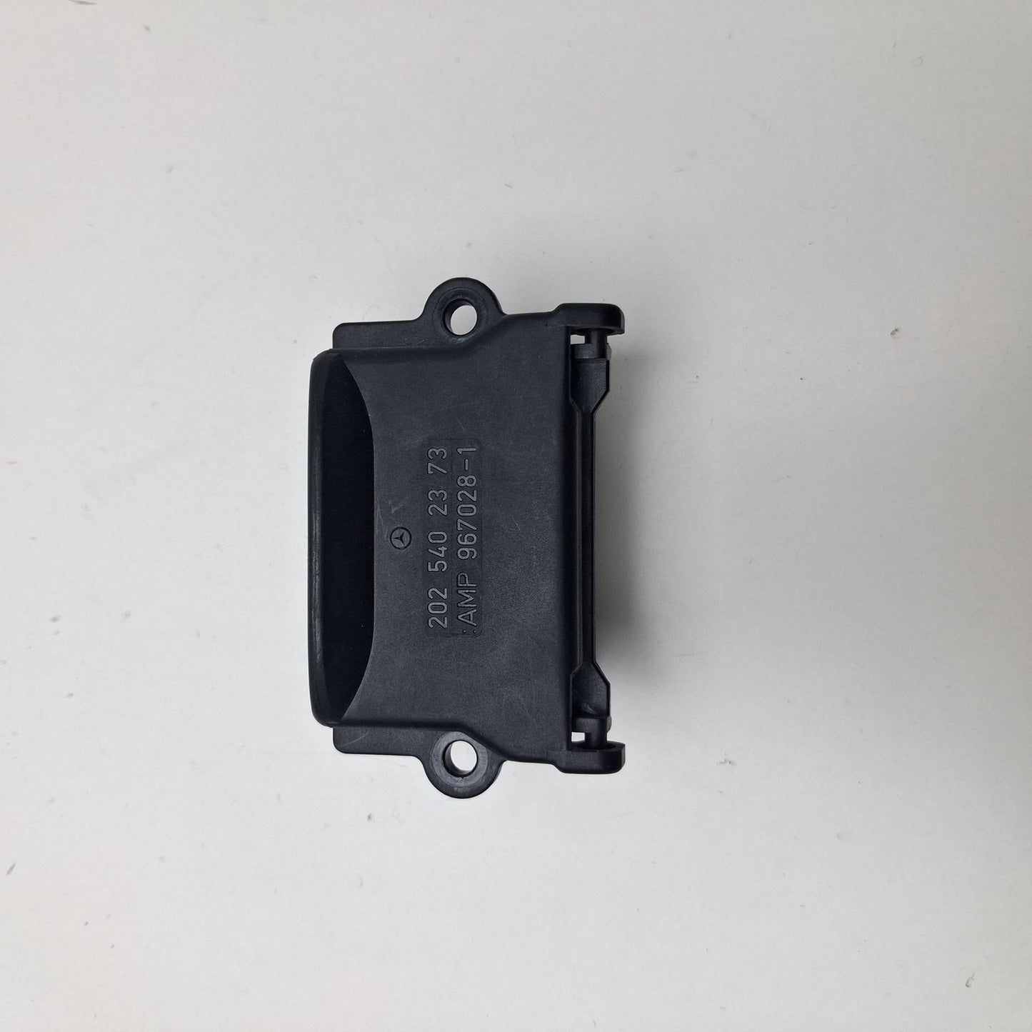 1954-2023 Mercedes-Benz CL550 Bracket 2025402373