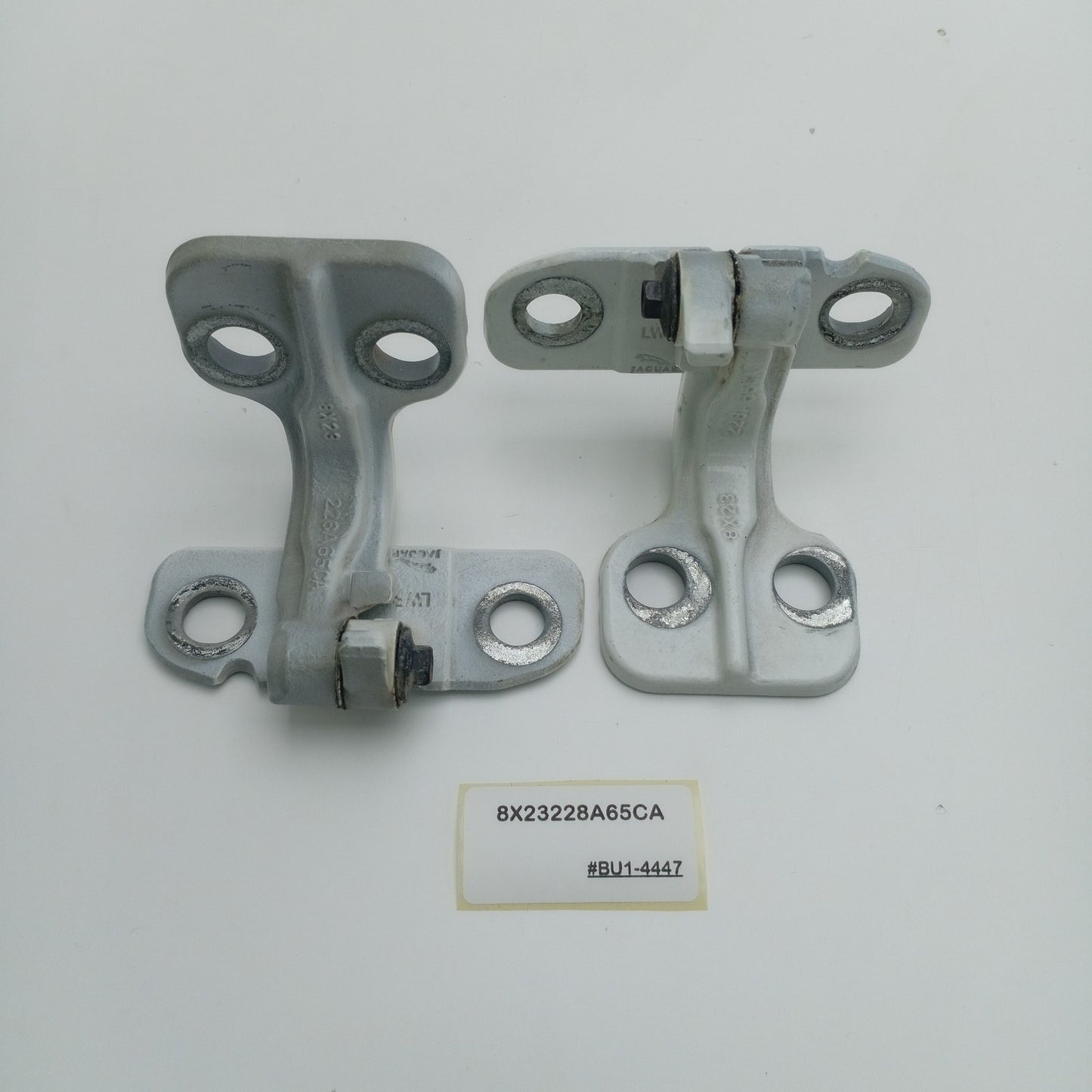 2009-2015 Jaguar XF REAR Door Hinge 8X23228A65CA