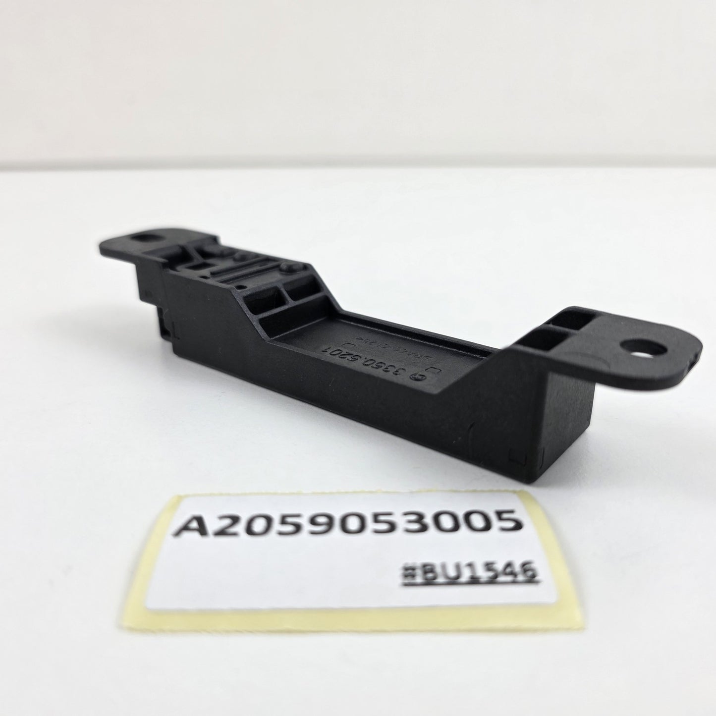 2015-2022 Mercedes-Benz GLC300 Keyless Entry Control Unit Antenna A2059053005