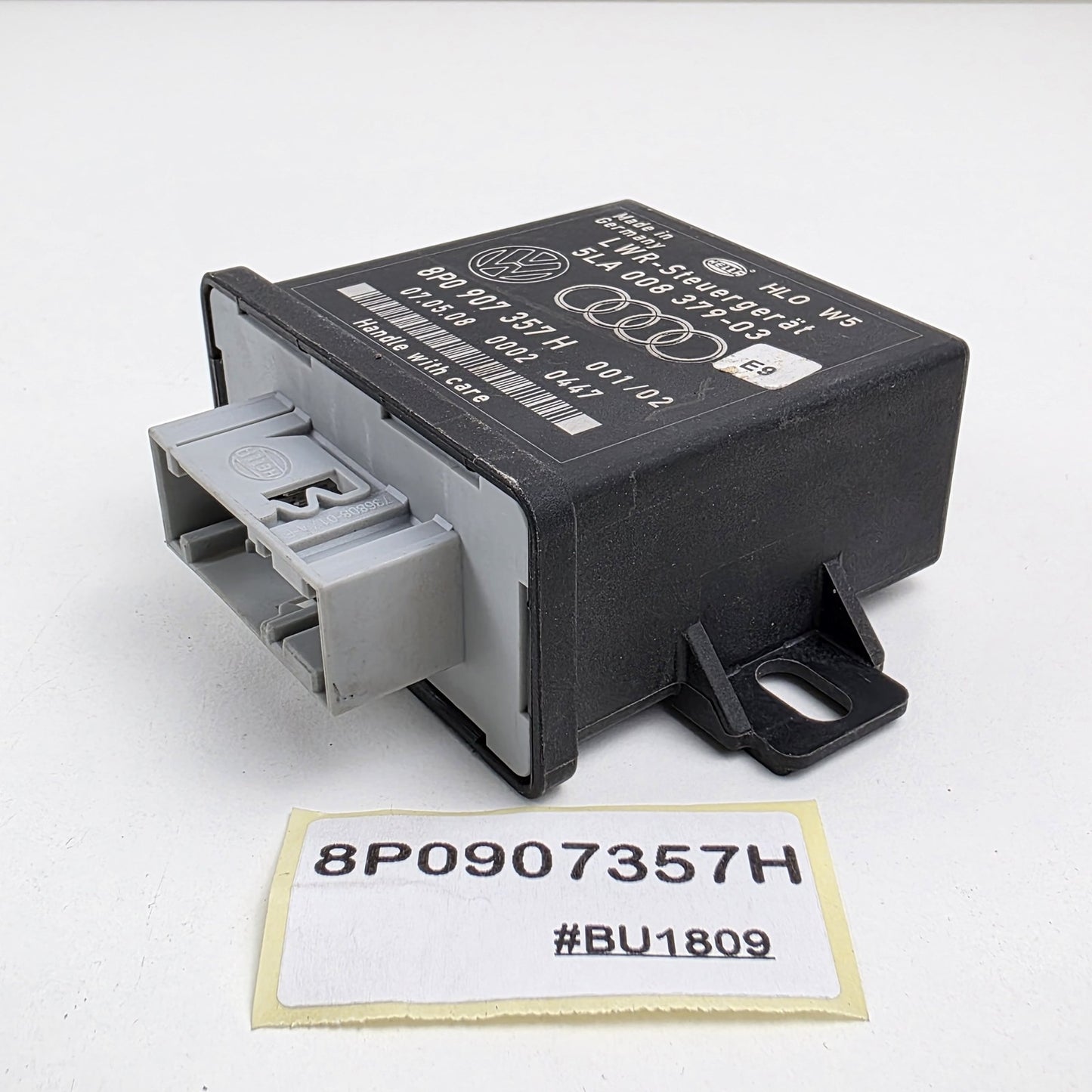 2005-2016 Audi A8 HEADLIGHT RANGE CONTROL UNIT MODULE 8P0907357H