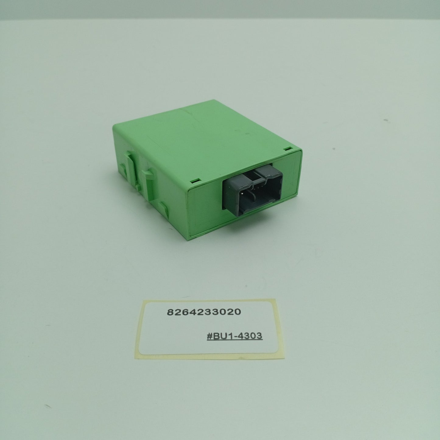 1998-2000 Lexus LS400 Running Light Relay 8264233020