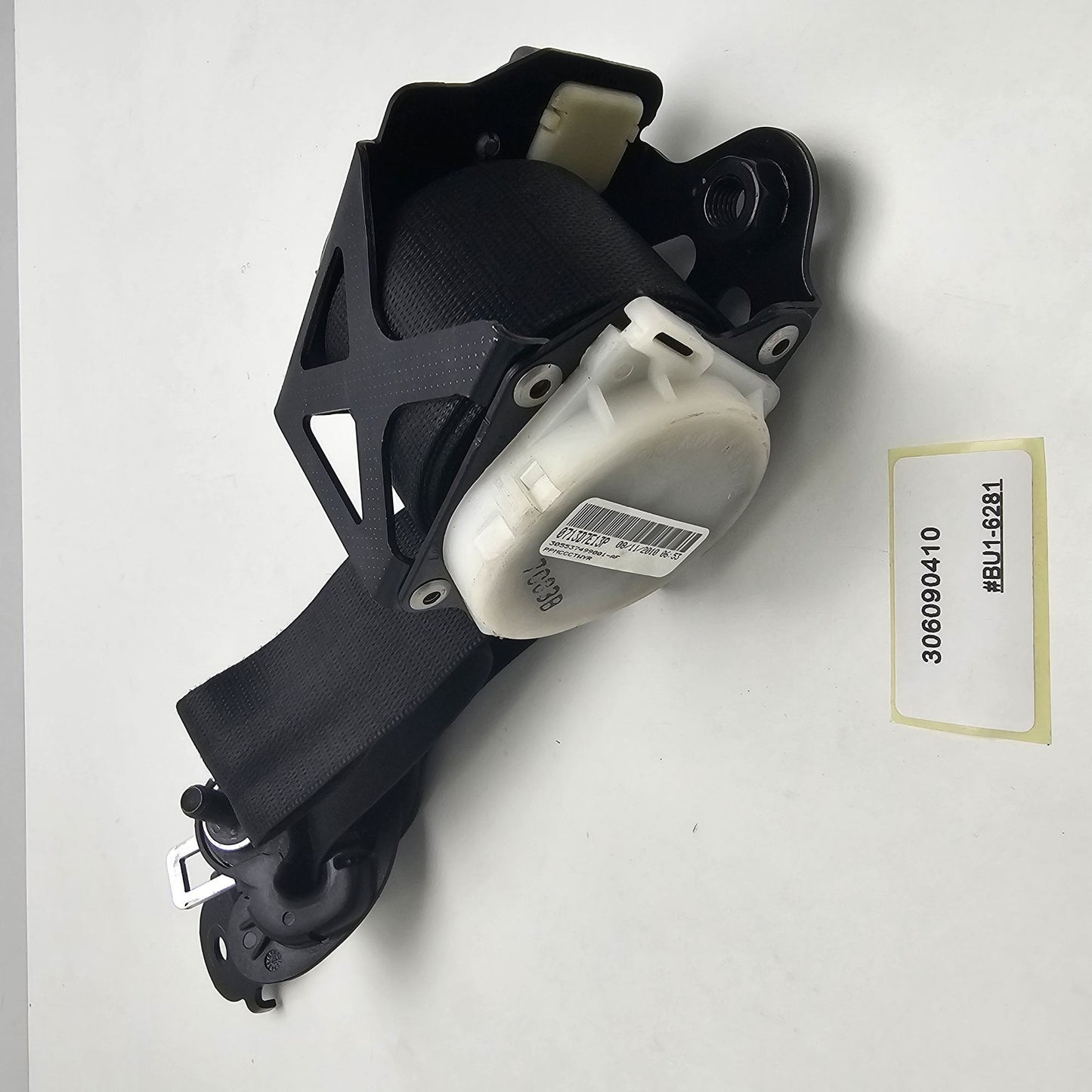 2008-2012 BMW X6 Front Seatbelt Retractor 306090410