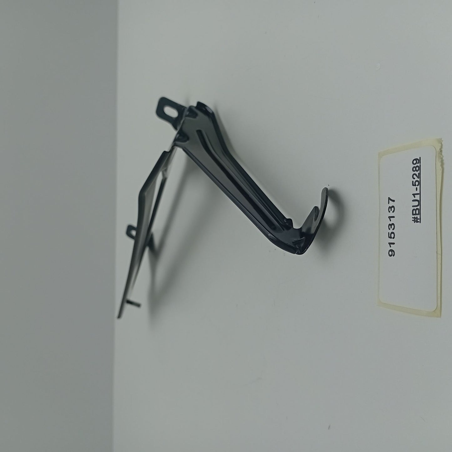 2007-2012 BMW F02 Top-Rear-Side-View Bracket 9153137
