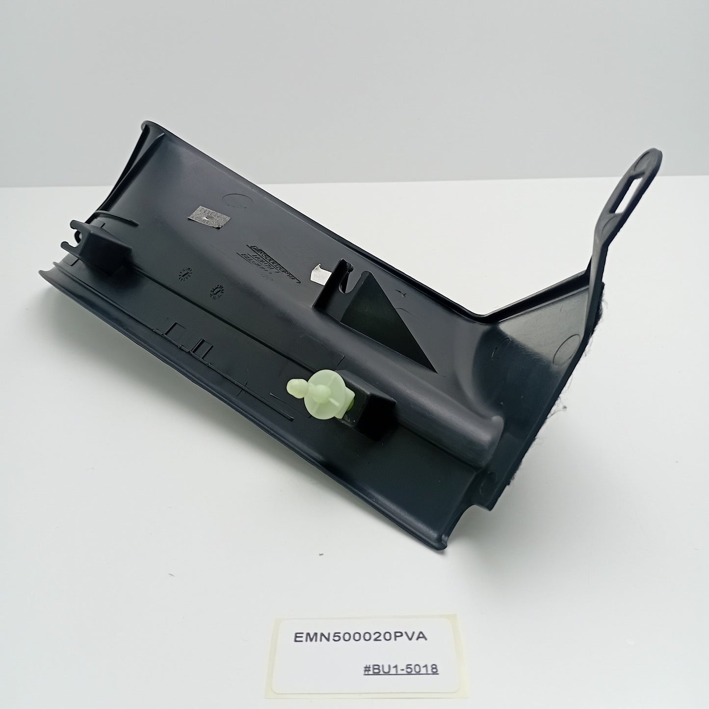 2003-2012 Land Rover Range Rover Carpet Trim EMN500020PVA