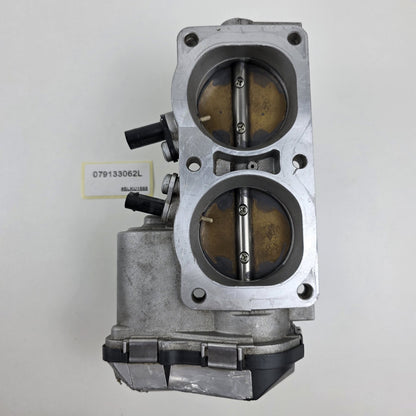 2013-2017 Audi S8 Throttle Body Assembly 079133062L.
