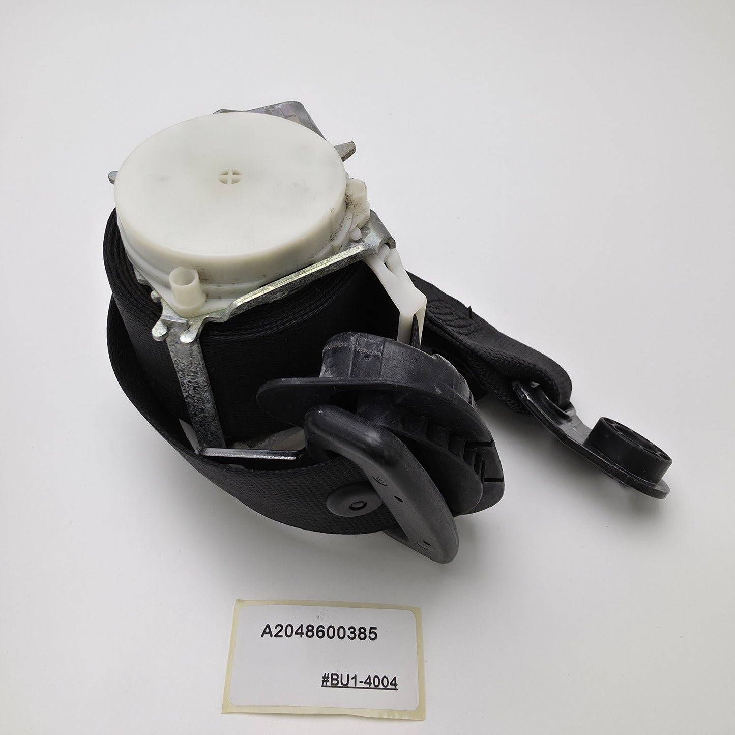 2007-2014 Mercedes-Benz C-Class Rear Seat Belt Left A2048600385