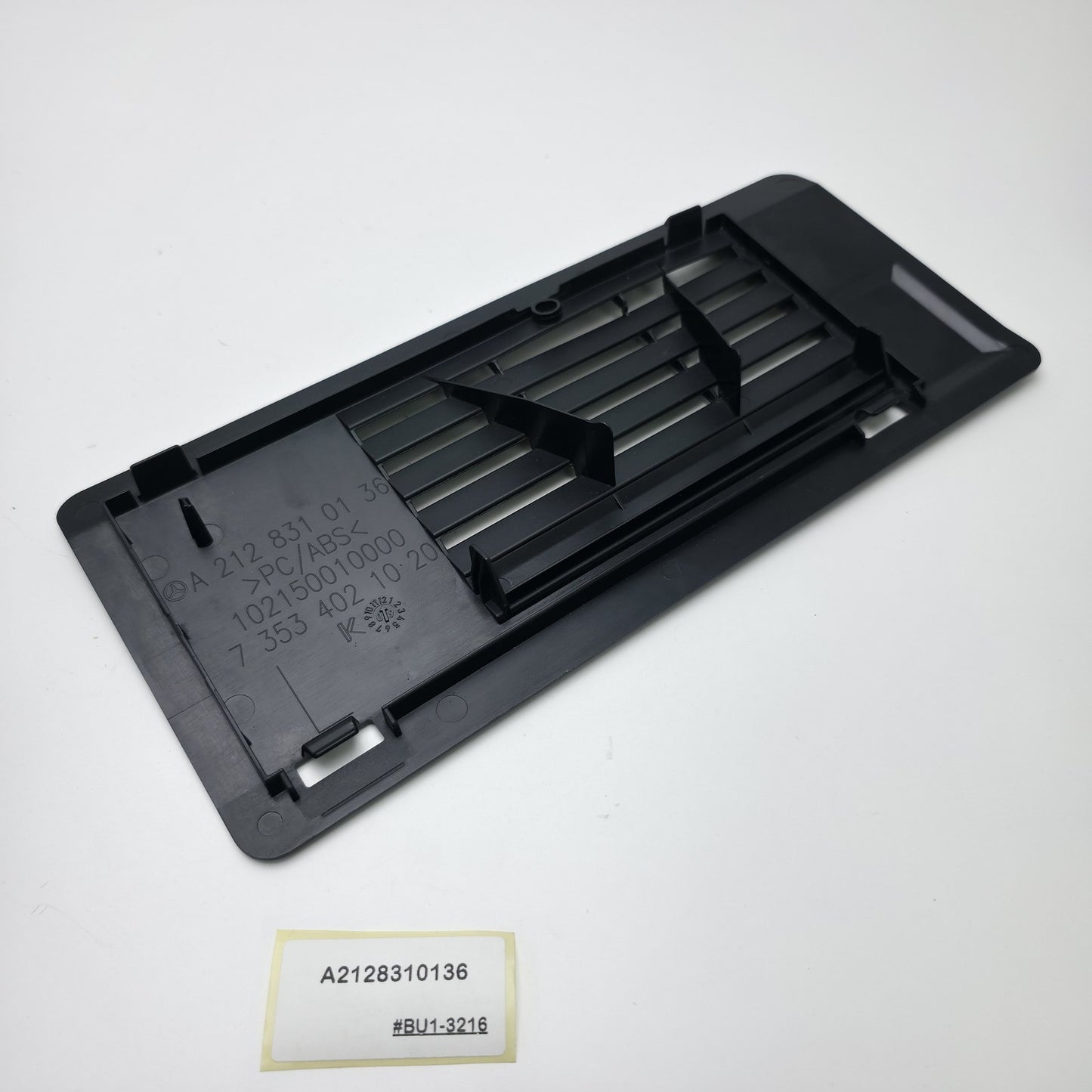 2009-2016 Mercedes-Benz S212 Air Deflection Slat A2128310136