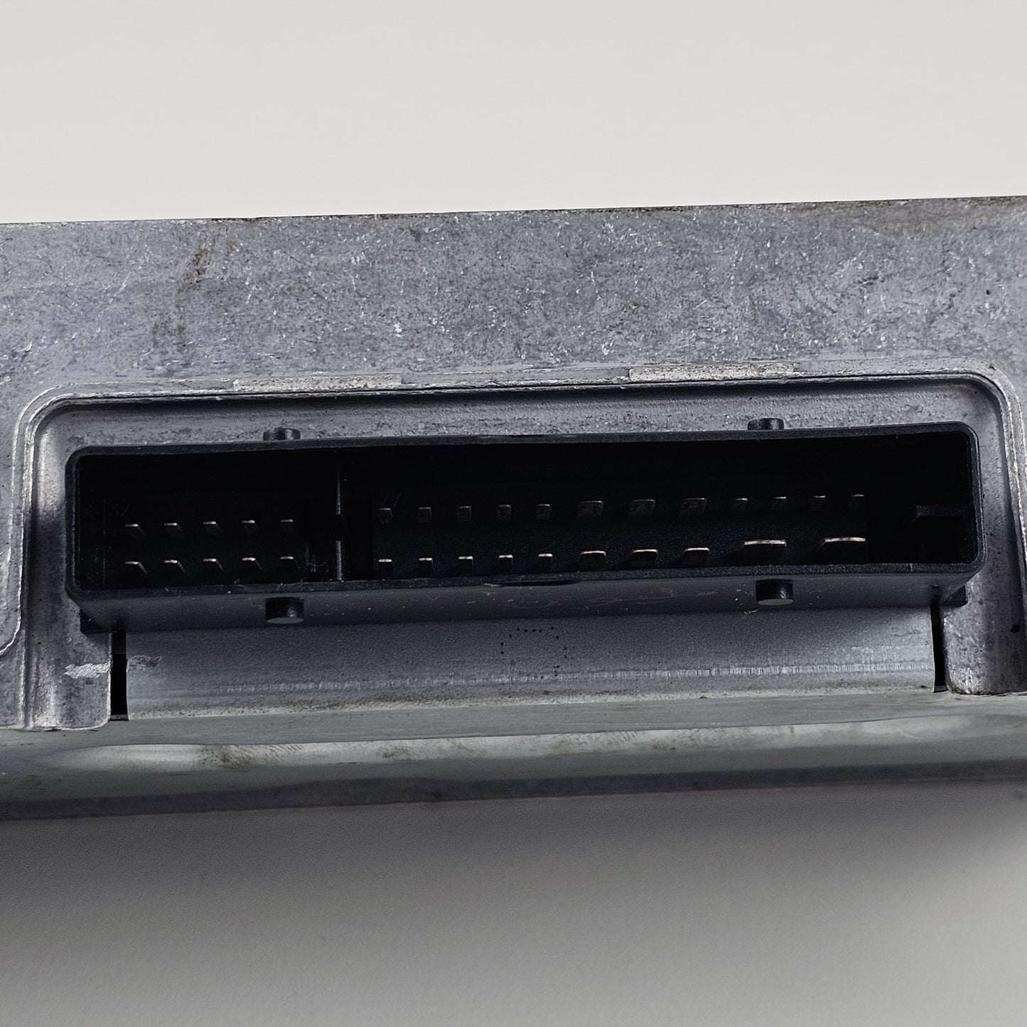 2007-2016 Audi Q7 Radio Sound Amplifier Unit 4L0910223E