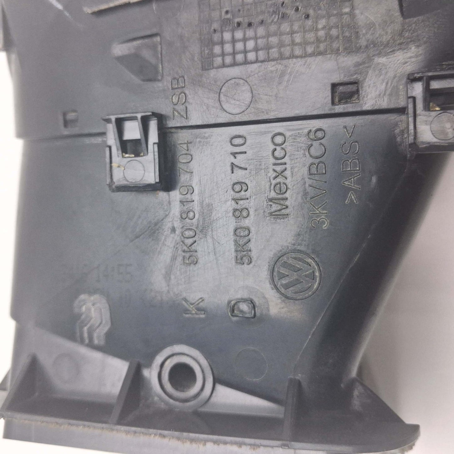 2007-2011 Toyota Camry Instrument Panel Air Duct Right Rear 8721233040