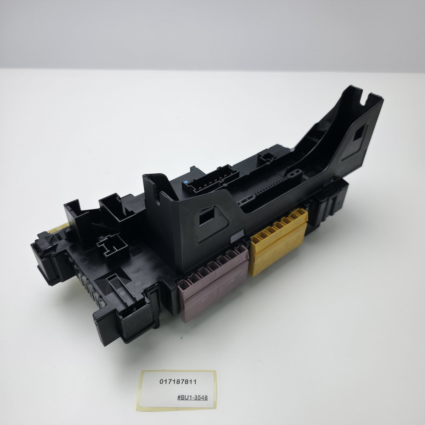 2008-2015 Mercedes-Benz GLK-Class Fuse Box Junction Box 017187811