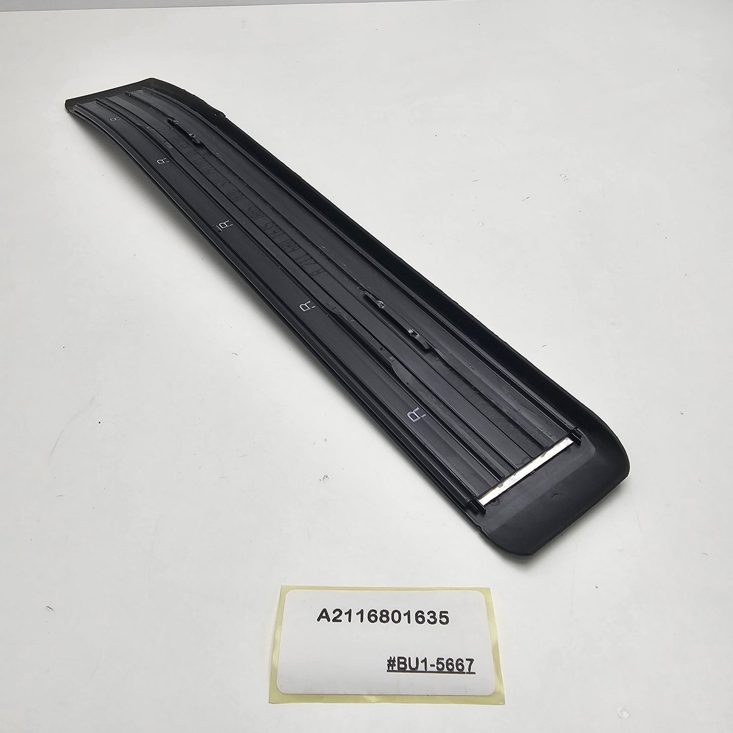 2002-2009 Mercedes-Benz E-Class Rear Door Sill Cover A2116801635