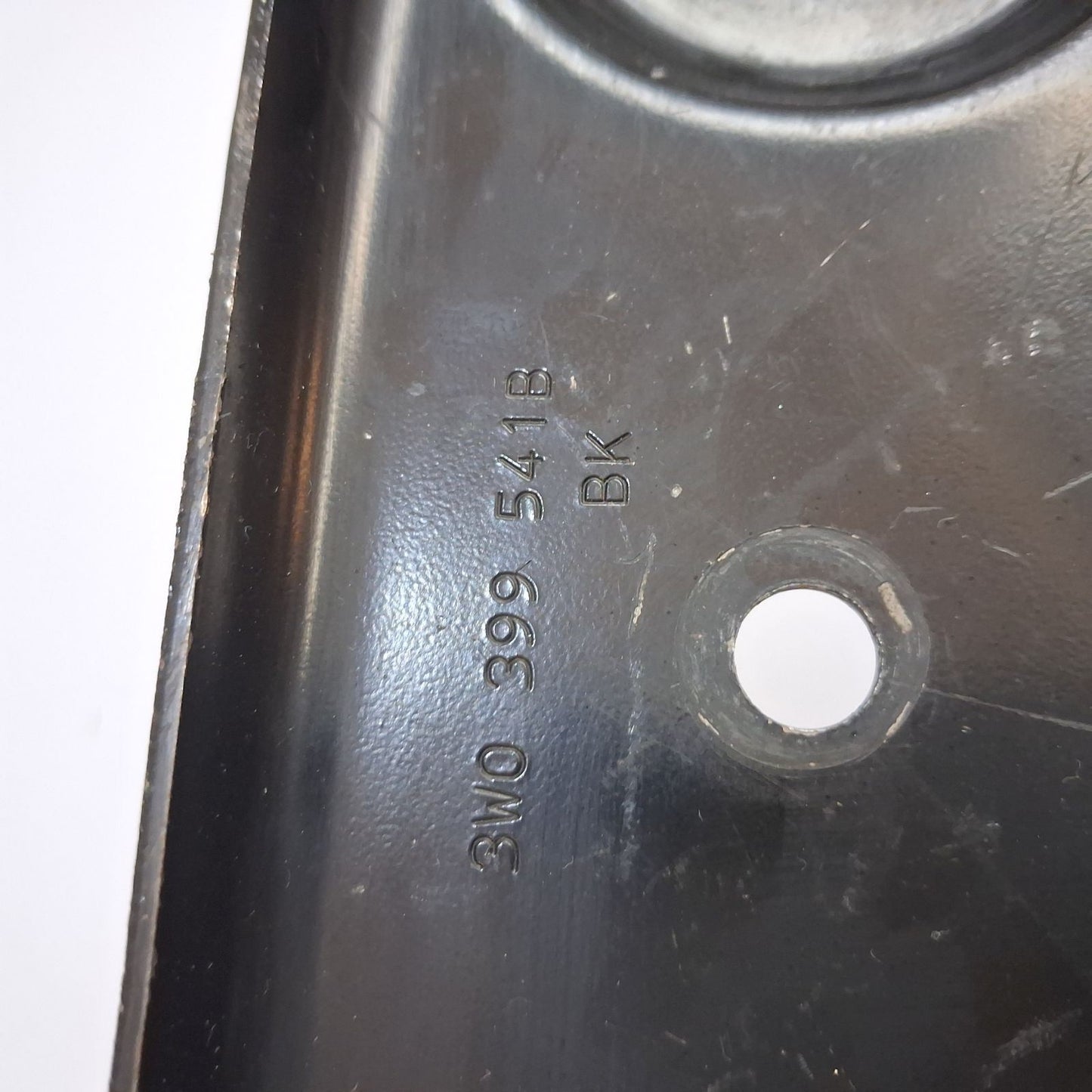 2006-2012 Bentley Continental Supporting Bracket 3W0399541B