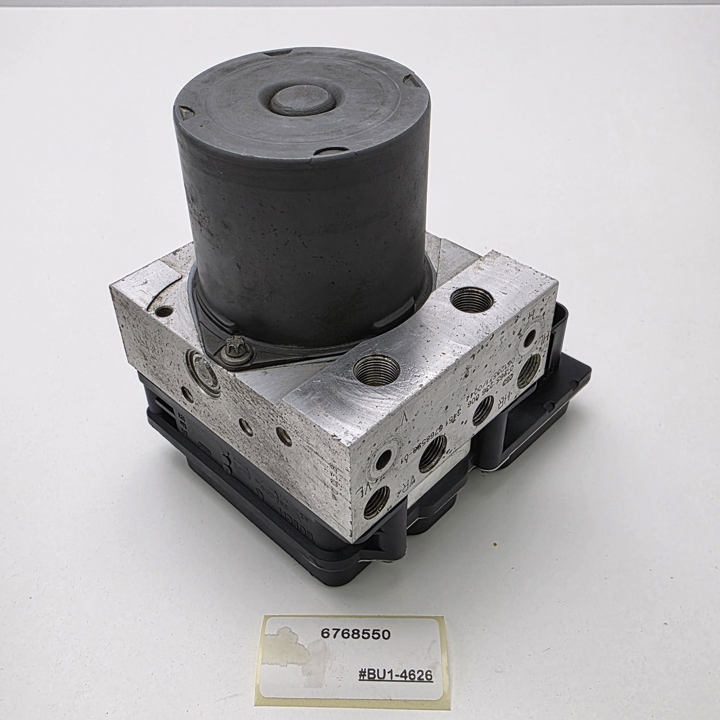 2013-2015 BMW X1 ABS Antilock brake pump module 6768550