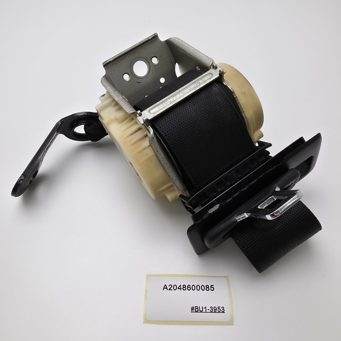 2004-2015 Mercedes-Benz C-Class Rear Central Seat Safety Belt A2048600085