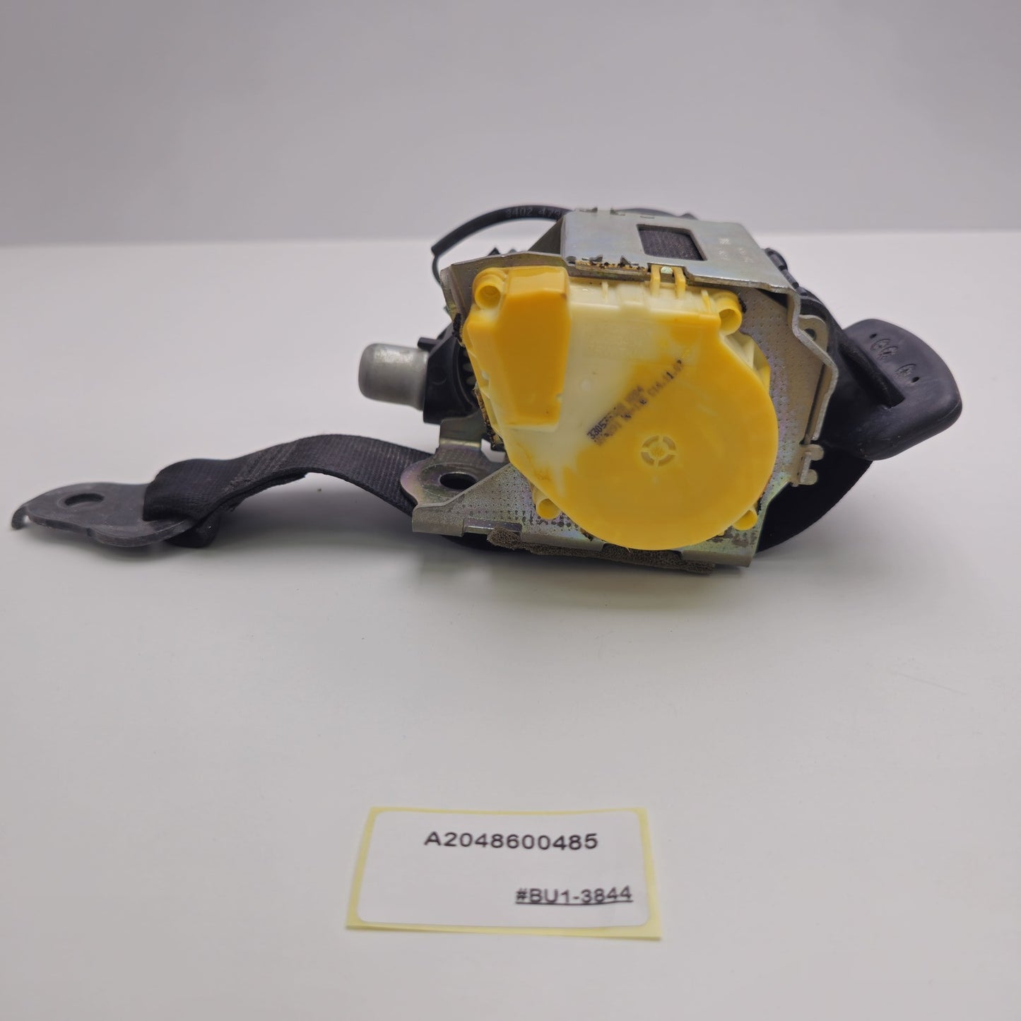 2007 Mercedes-Benz W204 Rear Right Seat Belt A2048600485