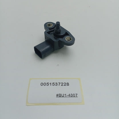 2002-2007 Mercedes-Benz C230 Manifold Absolute Pressure Sensor 0051537228