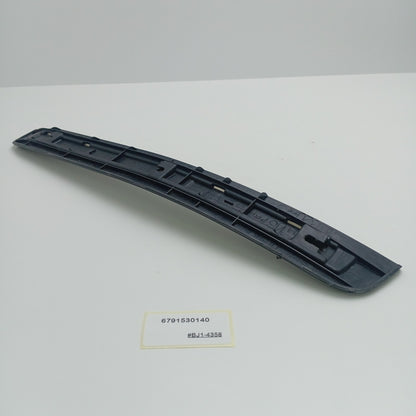 1998-2005 Lexus GS300 REAR DOOR SCUFF PLATE OUTSIDE RH 6791530140