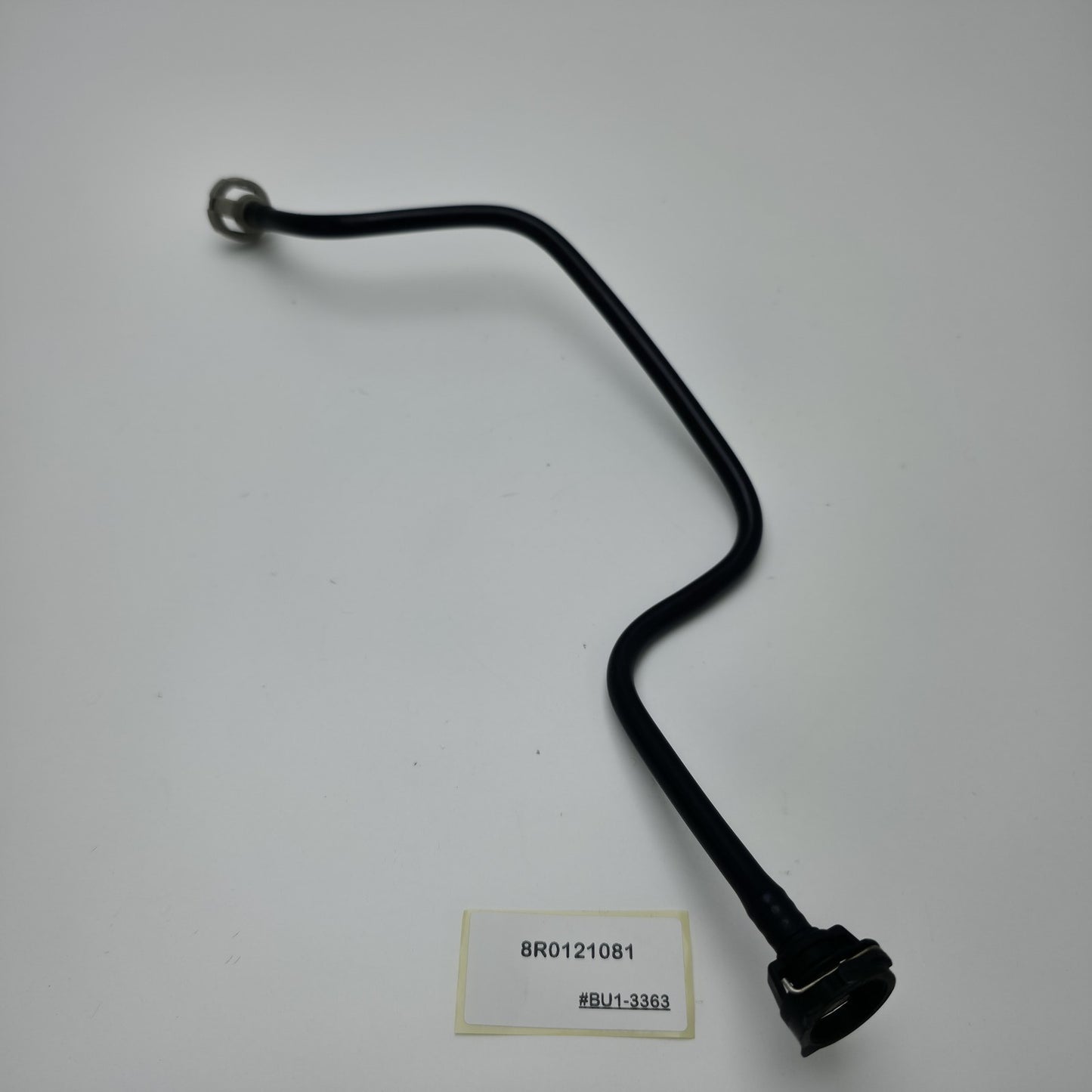 2009-2017 Audi Q5 Expansion Tank Hose 8R0121081